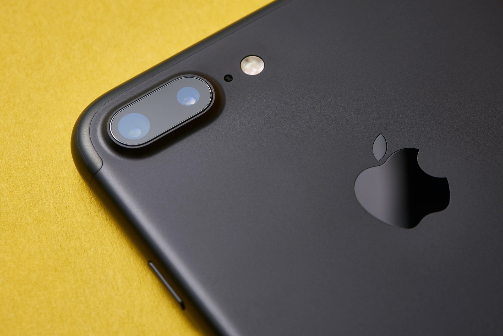 Apple, yeni iPhone 13 modellerini tanıttı