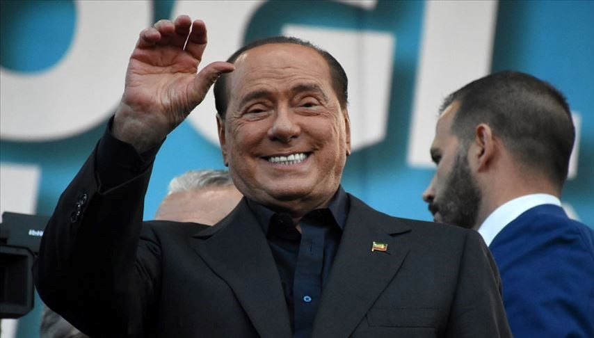 İtalya’nın eski başbakanı Berlusconi hastaneden taburcu edildi