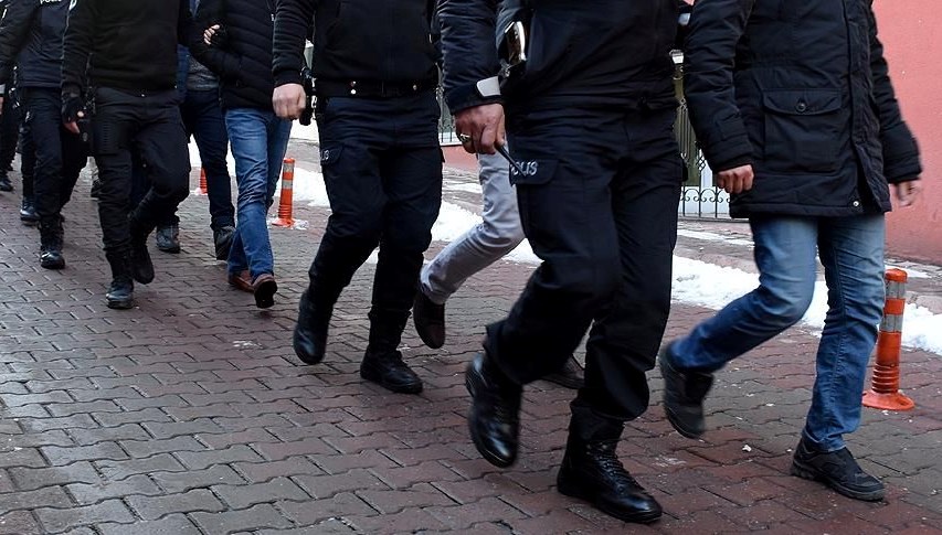 Ankara merkezli 10 vilayette dolandırıcılık operasyonu: 61 gözaltı