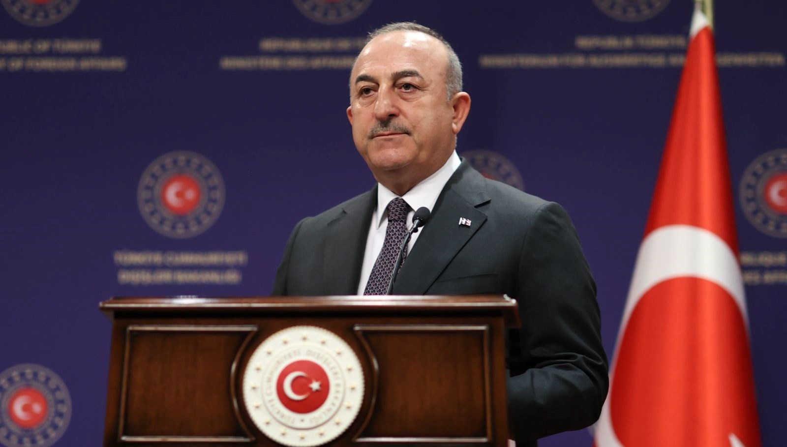 Bakan Çavuşoğlu: Seçim ortamında bir büyükelçinin bir adayla görüşmesi hakikat değil