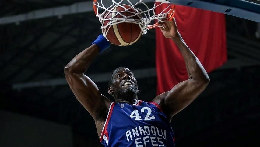 Bryant Dunston kimdir? Anadolu Efes oyuncusu Bryant Dunston’ın sıhhat durumu nasıl?