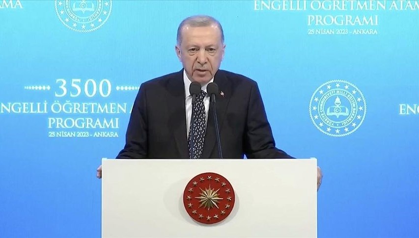 Cumhurbaşkanı Erdoğan: Mayıs ayında 45 bin kontratlı öğretmen ataması planlıyoruz