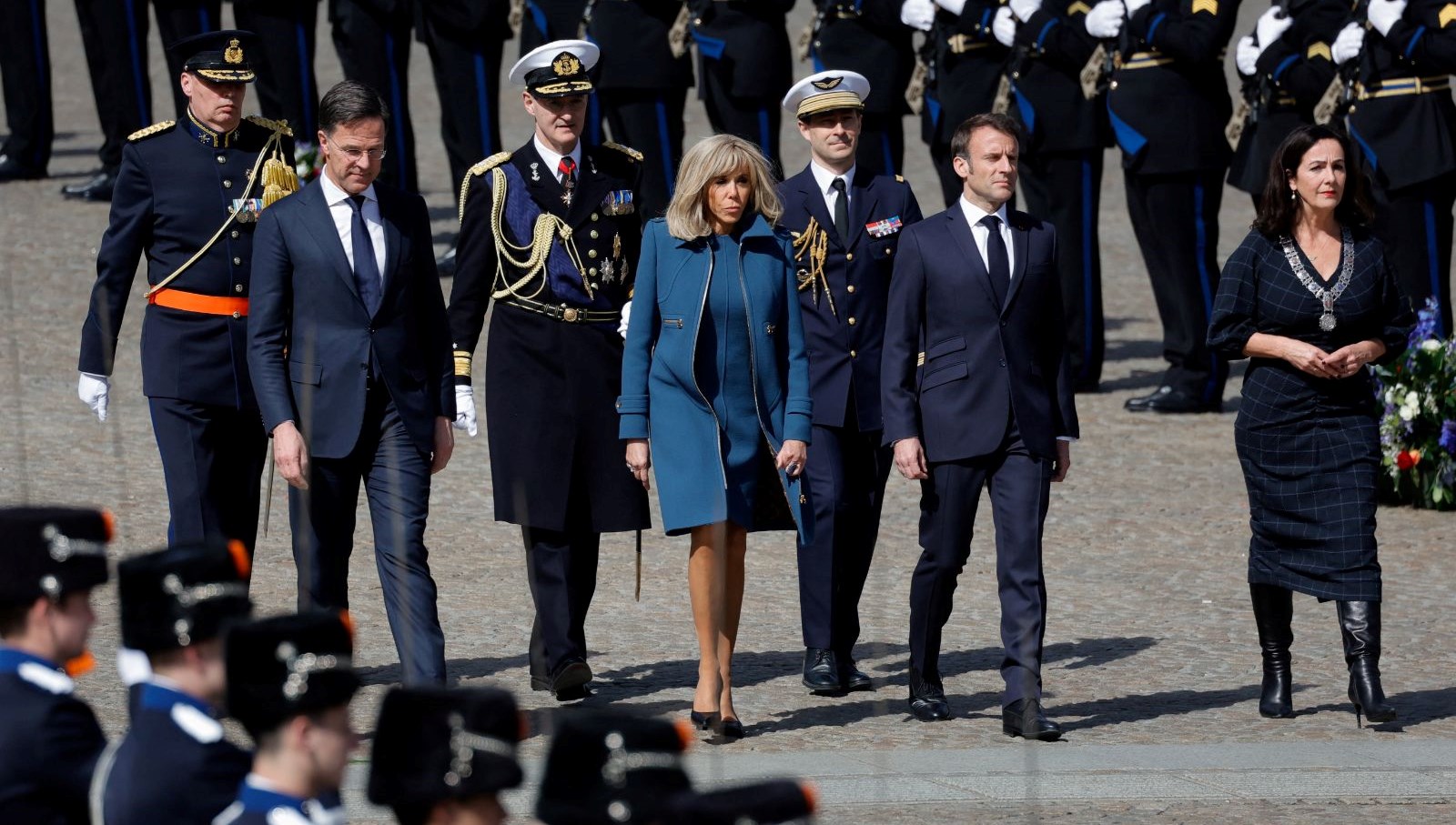 Fransa’dan Hollanda’ya 23 yıl sonra cumhurbaşkanı seviyesinde birinci resmi ziyaret