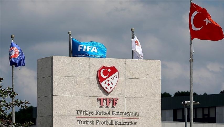 Galatasaray Lideri Dursun Özbek’ten TFF’ye ziyaret: Derbi hakeminden rahatsızız