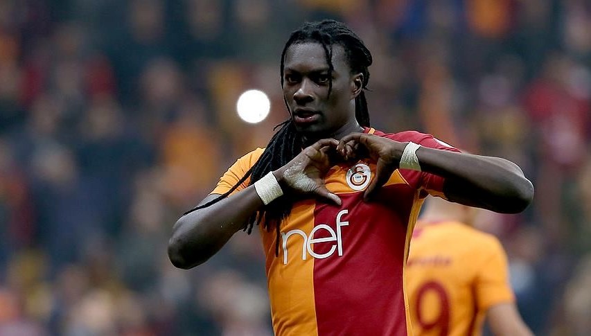 Galatasaray’da Gomis krizi çözüldü