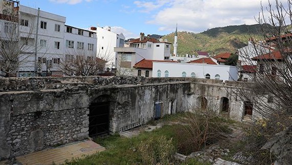 Hafsa Sultan Kervansarayı’nın onarımı için birinci adım atıldı