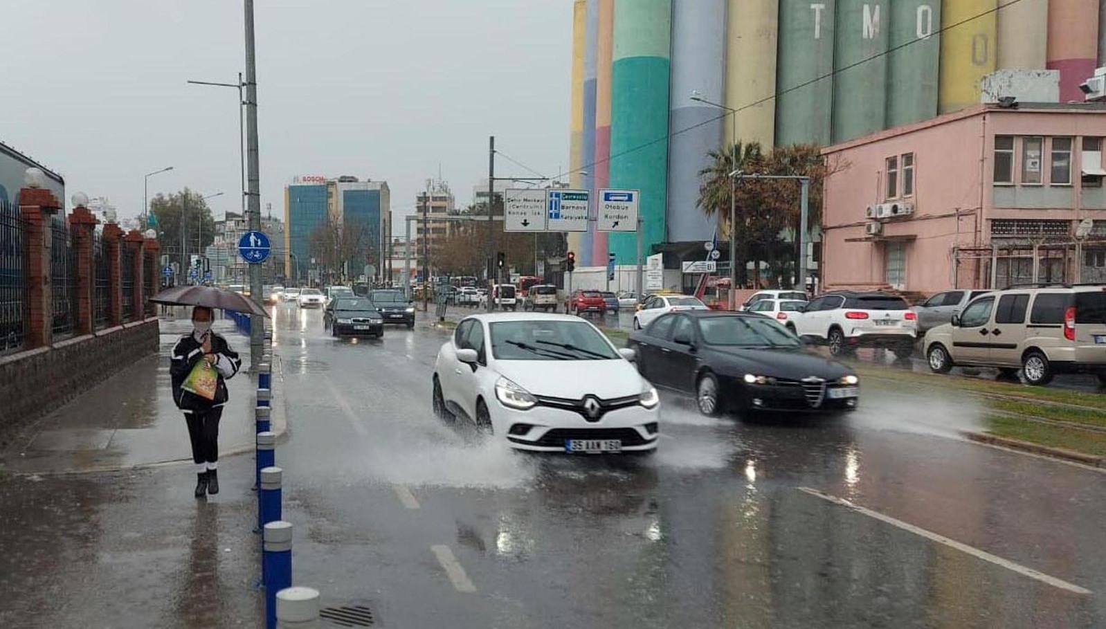 Meteoroloji’den İzmir için sağanak uyarısı