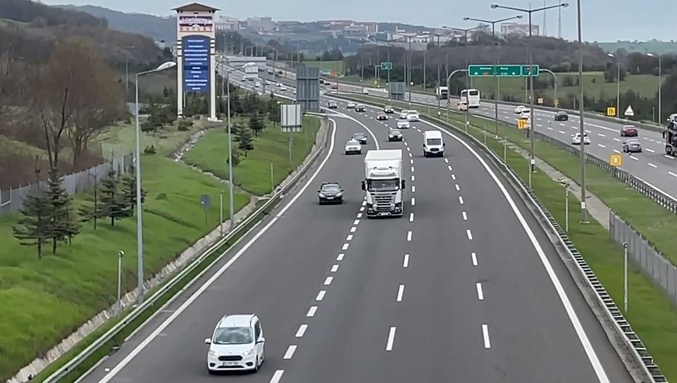 Otoyolda Ramazan Bayramı dönüş yoğunluğu başladı