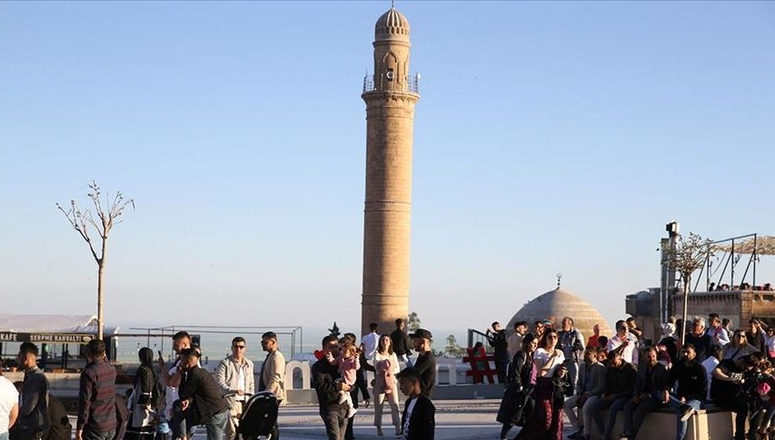 Varlıklı tarihi dokusuyla Mardin’de bayram tatili yoğunluğu