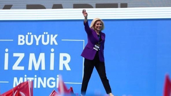 AK Parti İzmir 1. Bölge Milletvekili adayı Şebnem Bursalı kimdir?