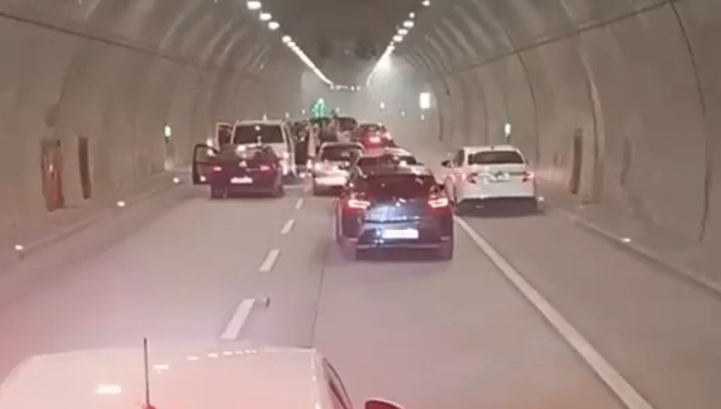 İstanbul’da asker cümbüşünde tünel kapatanlara ceza