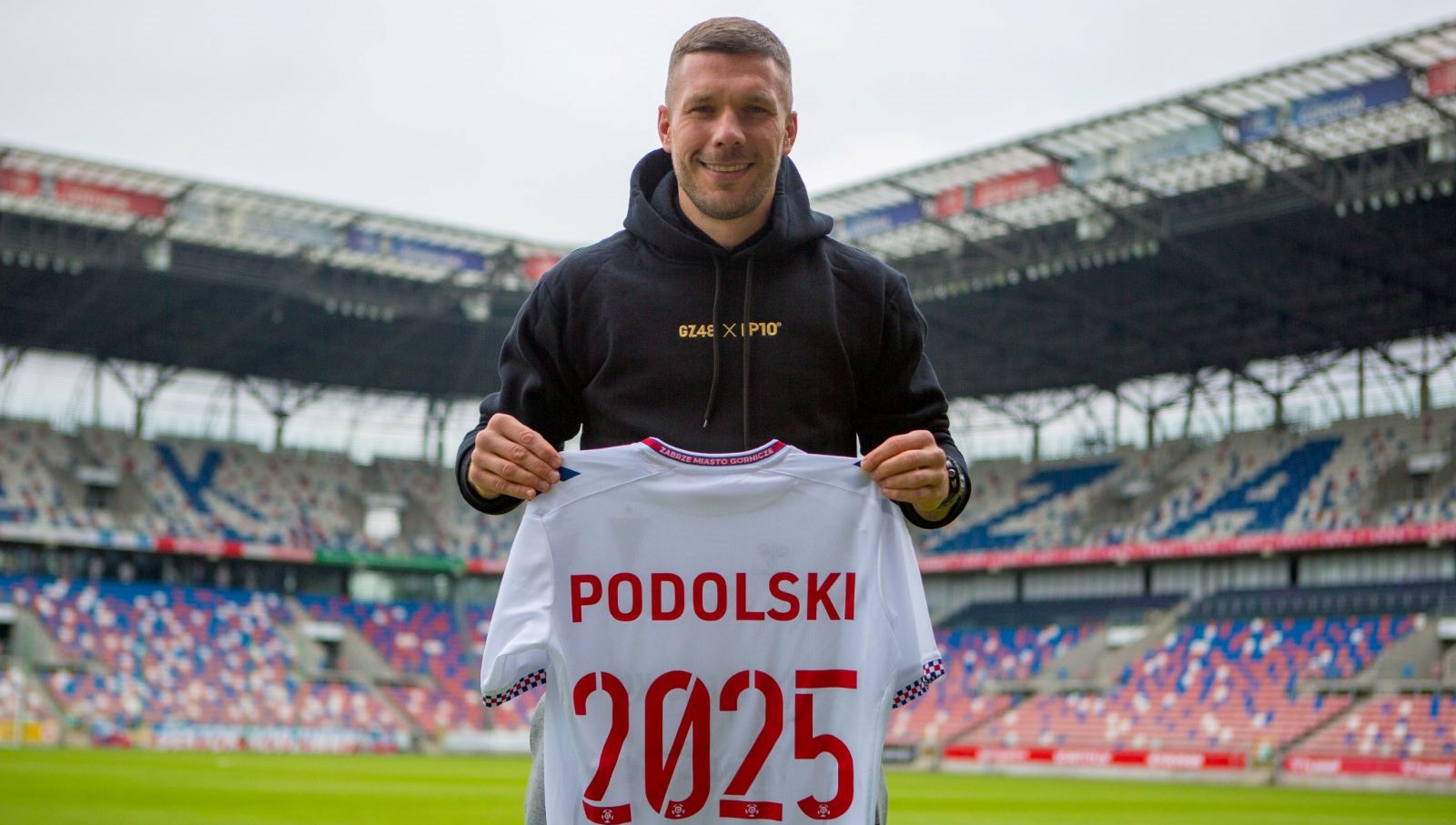 Lukas Podolski’den 37 yaşında yeni mukavele: Gornik Zabrze’e 2 yıllık imza