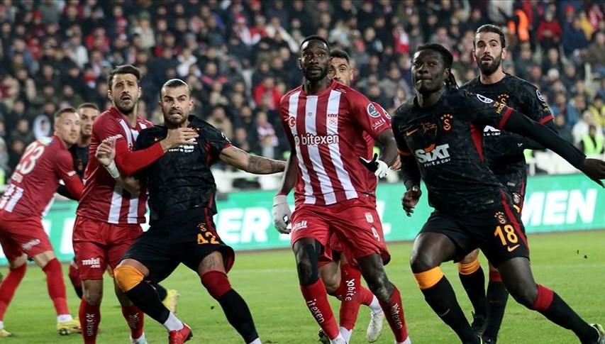 Sivasspor 6 eksikle Galatasaray karşısında: Birinci 11’ler muhakkak oldu