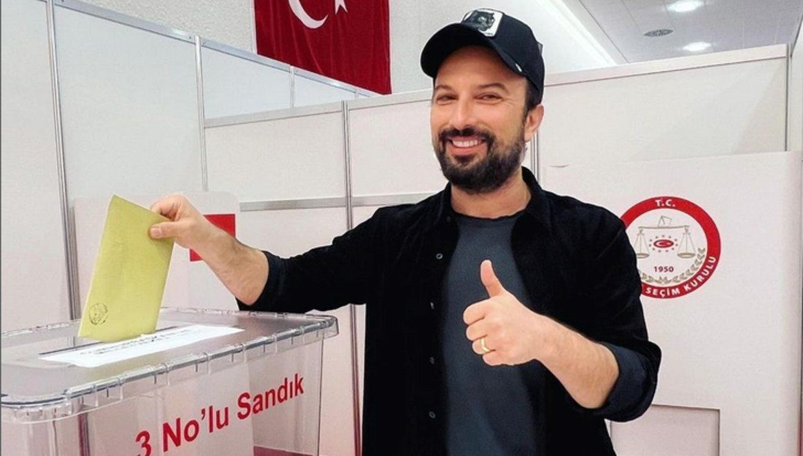 Tarkan oyunu yurt dışında kullandı